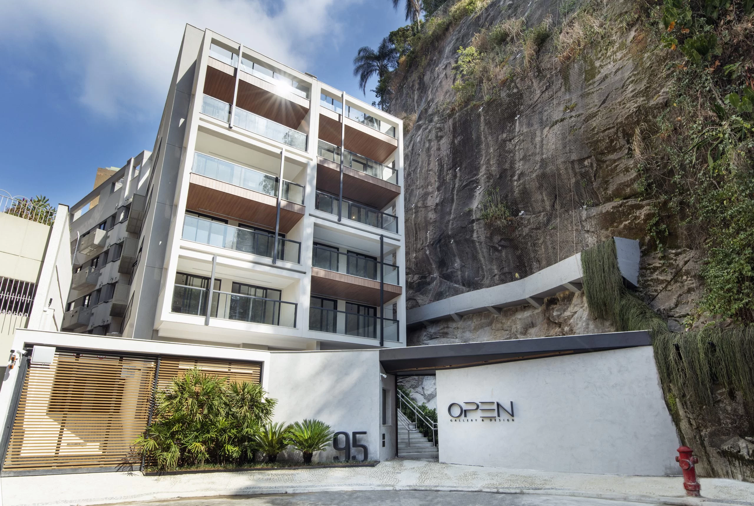 Fachada-Open-Laranjeiras-01-003-_1-scaled-1